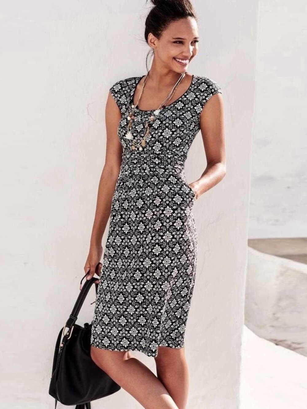 Boden Margot Jersey Dress Black White Medallion Floral Short Sleeve Sheath 12R